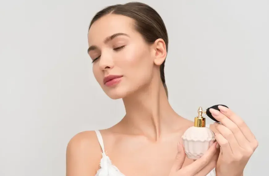 women with fresh fragrances for her in her hand
